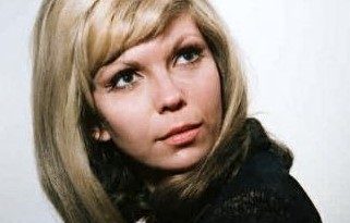 “Nancy Sinatra Turns 83: Her Surprising Transformation Will Leave You Amazed and Amused!”